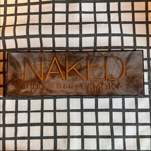Urban Decay Naked Smoky Palette with Brown Hues